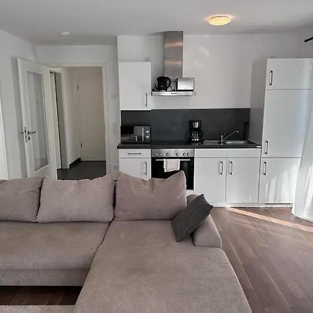 アパート Exklusives Fuer 5 Personen In Der Naehe Von Frankfurt